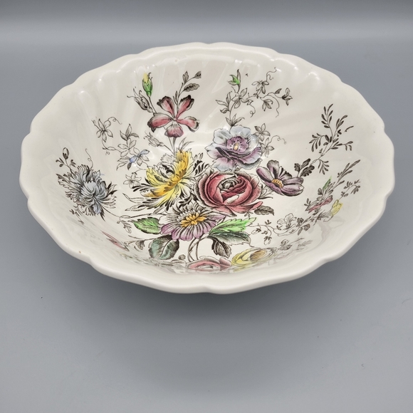 Vintage Johnson Brothers Sheraton Floral Center Serving Bowl Vintage Johnson Bro - Picture 10 of 12